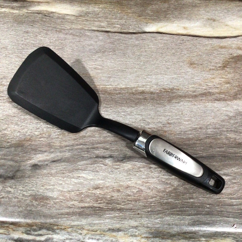 Farberware Professional Heat Resistant Short Spatula Black Plastic Turner
